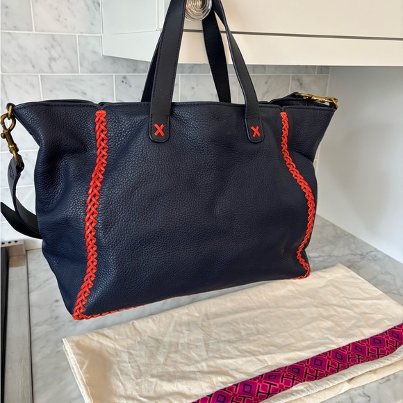 Tory Burch navy leather bag with hot red stitching - Picture 2 of 6